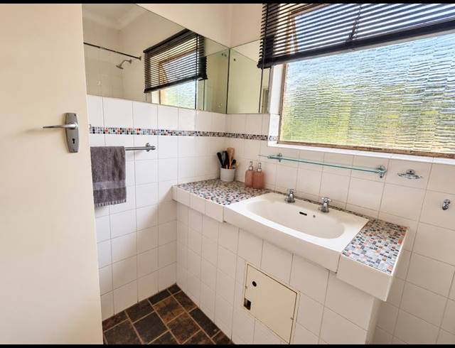 1 BEDROOM TOWNHOUSE FOR SALE IN ELDORAIGNE